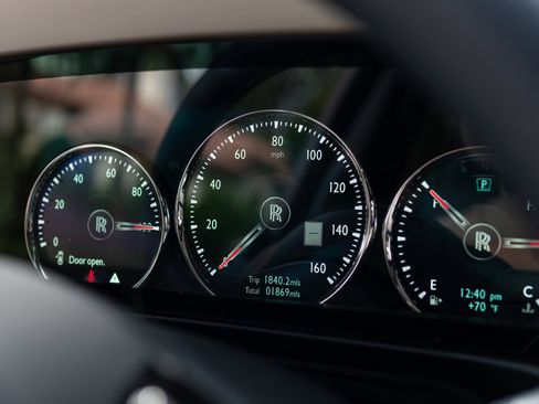 Used 2023 Rolls-Royce Ghost Black Badge w/ Black Badge Ghost Package image 68