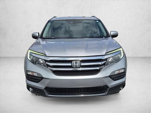 Used 2017 Honda Pilot Elite image 4