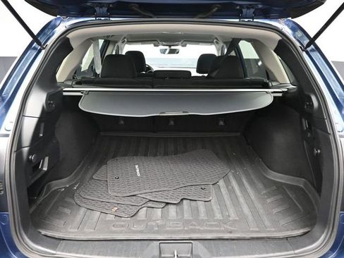 Used 2019 Subaru Outback 2.5i Premium image 5