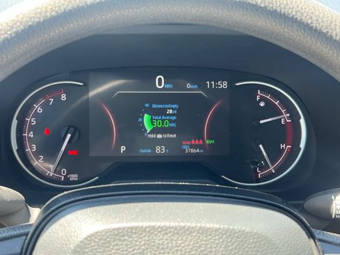 Used 2025 Toyota RAV4 XLE FWD image 22