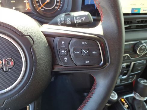 Used 2024 Jeep Wrangler Rubicon image 19