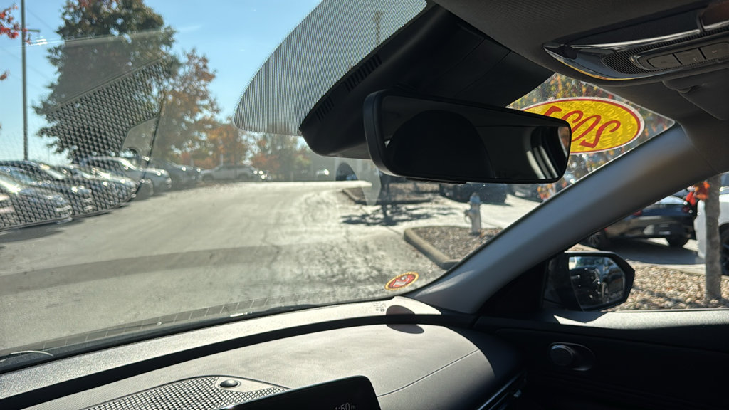 Used 2021 Hyundai Elantra Limited w/ Cargo Package FWD image 24