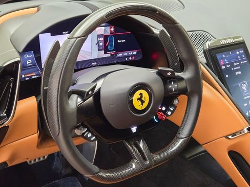 Used 2023 Ferrari Roma RWD image 36