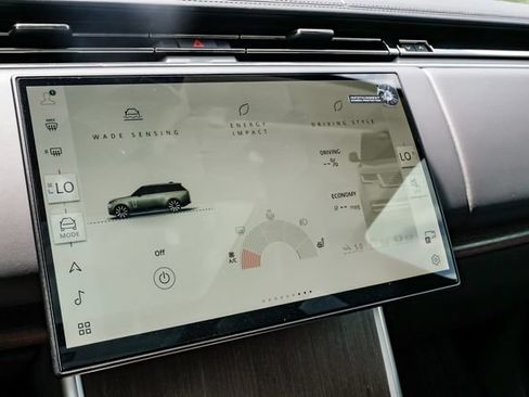 New 2026 Land Rover Range Rover SE AWD/4WD image 34