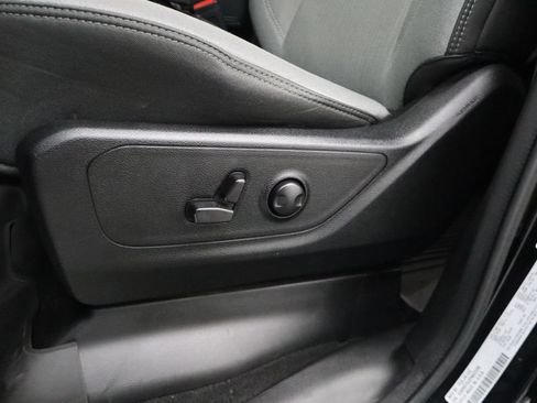 Used 2023 RAM 1500 Big Horn AWD/4WD image 10