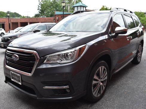 Used 2019 Subaru Ascent Touring AWD/4WD image 8