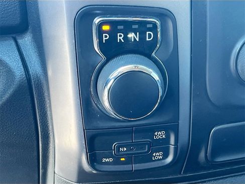 Used 2022 RAM 1500 Classic SLT image 16