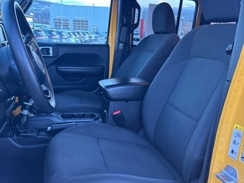 Used 2019 Jeep Wrangler Unlimited Sport image 8