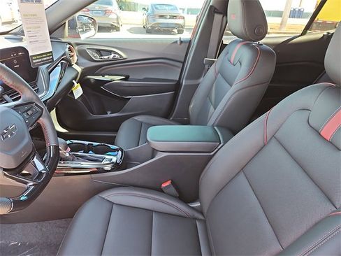 New 2026 Chevrolet Trax RS w/ Sunroof Package image 15