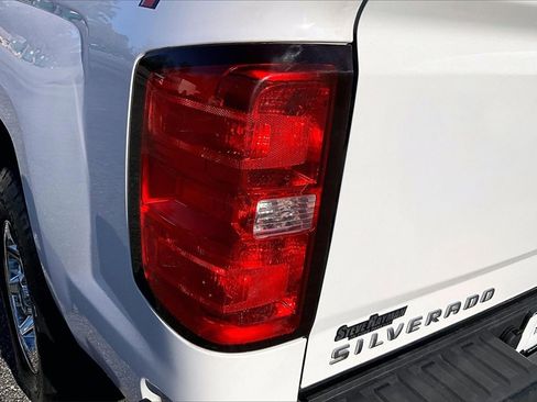 Certified 2018 Chevrolet Silverado 1500 W/T w/ Trailering Package image 20