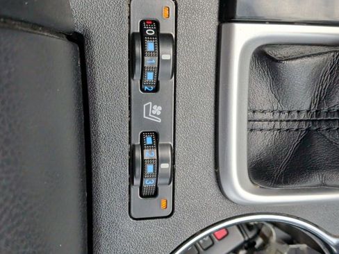 Used 2017 Toyota Highlander Limited Platinum AWD/4WD image 18