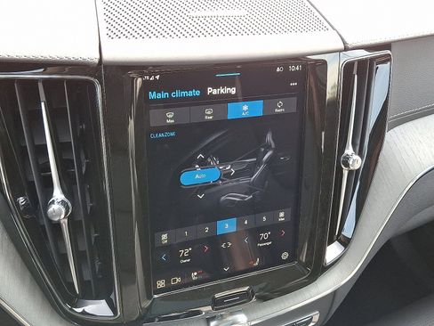 New 2025 Volvo XC60 T8 Ultra w/ Protection Package Premier image 12