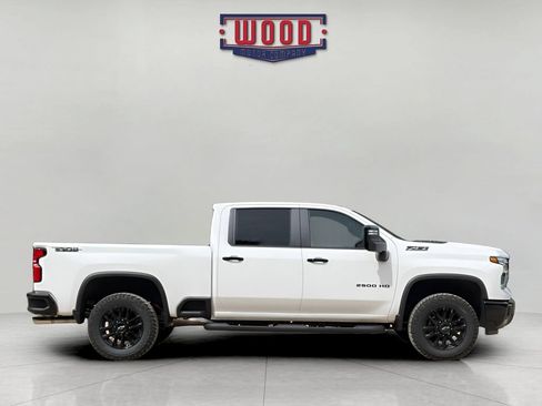 New 2026 Chevrolet Silverado 2500 LT w/ Trail Boss Package AWD/4WD image 2