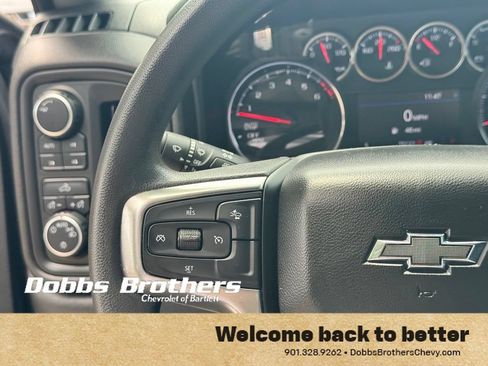Used 2021 Chevrolet Silverado 1500 Custom Trail Boss w/ Safety Confidence Package AWD/4WD image 19