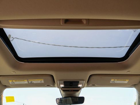 Used 2023 Honda HR-V EX-L image 11