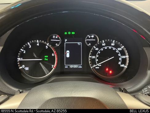 Used 2021 Lexus GX 460 Premium w/ Accessory Package AWD/4WD image 24
