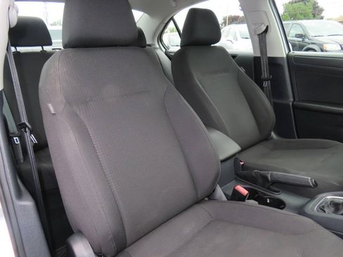 Used 2015 Volkswagen Jetta S FWD image 41