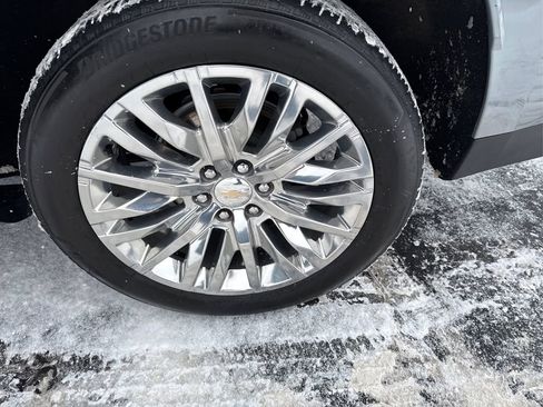 Used 2023 Chevrolet Tahoe High Country w/ Premium Package image 24