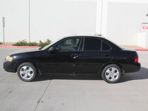 Used 2006 Nissan Sentra 1.8 w/ (F05) Convenience Pkg image 8