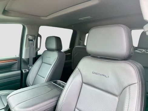 Used 2025 GMC Sierra 1500 Denali AWD/4WD image 13