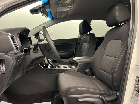 Used 2021 Kia Sportage LX image 24