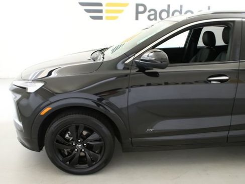 Used 2025 Buick Encore GX Sport Touring AWD/4WD image 5