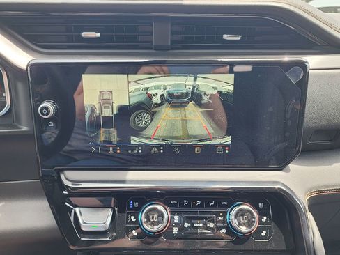 New 2026 GMC Sierra 1500 AT4 w/ AT4 Premium Package AWD/4WD image 28