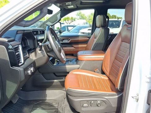 Used 2024 GMC Sierra 2500 Denali Ultimate AWD/4WD image 10