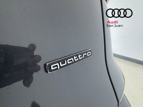 Used 2025 Audi Q5 Premium Plus w/ Premium Plus AWD/4WD image 12