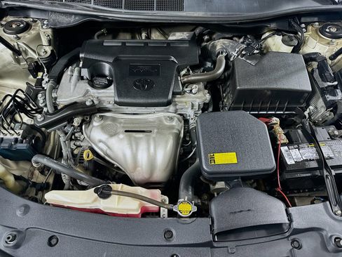 Used 2014 Toyota Camry XLE FWD image 28