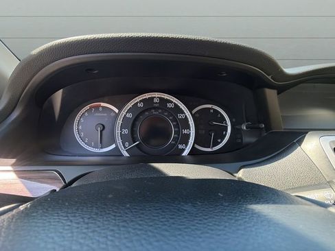 Used 2017 Honda Accord EX-L image 12