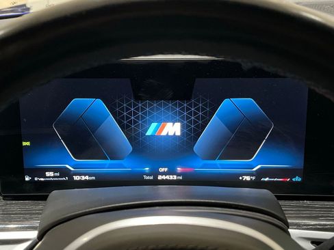 Used 2025 BMW X7 M60i AWD/4WD image 30