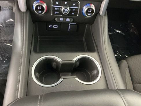 Used 2023 GMC Yukon XL SLE w/ Max Trailering Package AWD/4WD image 18