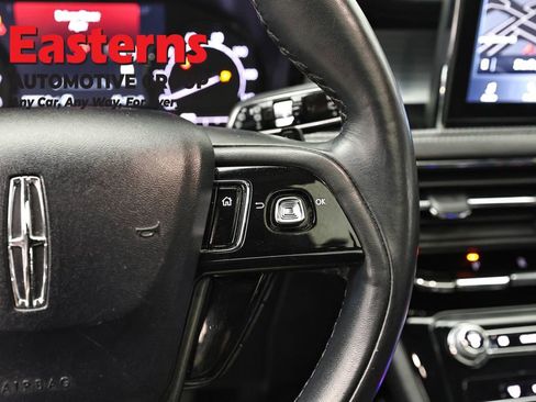 Used 2022 Lincoln Corsair AWD w/ Premium Package image 16