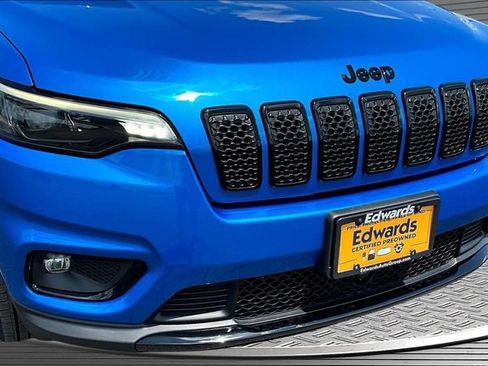 Used 2021 Jeep Cherokee Latitude Plus AWD/4WD image 33