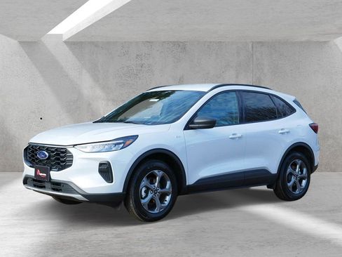 Certified 2025 Ford Escape ST-Line image 6