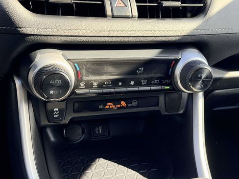 Certified 2025 Toyota RAV4 XLE image 5