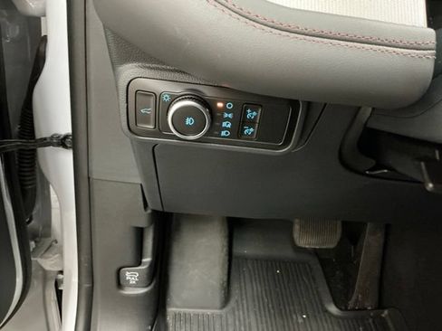 New 2026 Ford Explorer Active w/ Active Comfort Package AWD/4WD image 23