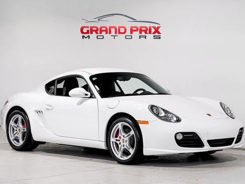 Used 2011 Porsche Cayman S image 1