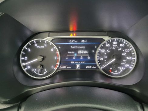 Used 2024 Nissan Sentra SR FWD image 40