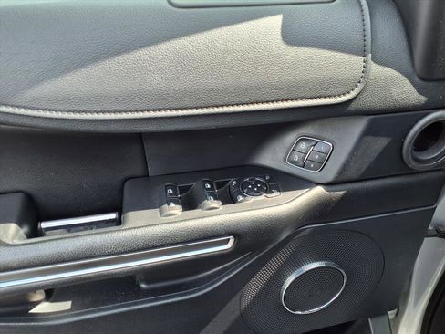 Used 2018 Ford Expedition XLT w/ Equipment Group 202A image 15