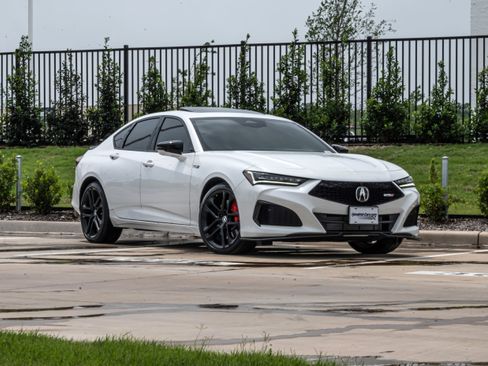 Used 2025 Acura TLX Type S AWD/4WD image 2