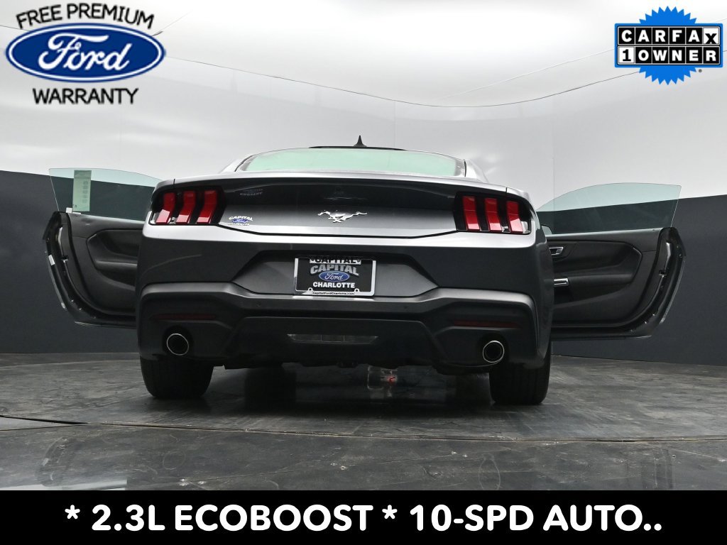 Used 2025 Ford Mustang Coupe RWD image 38