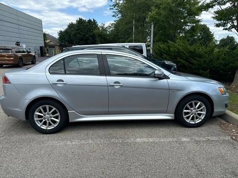 Used 2015 Mitsubishi Lancer ES FWD image 2