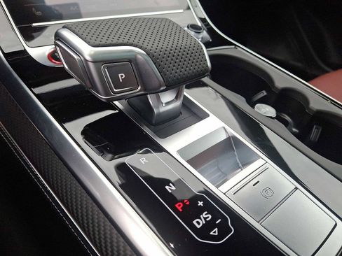 New 2026 Audi SQ8 Prestige image 13