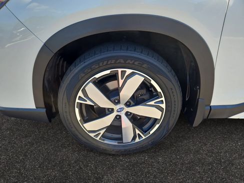 Used 2020 Subaru Forester Touring AWD/4WD image 22