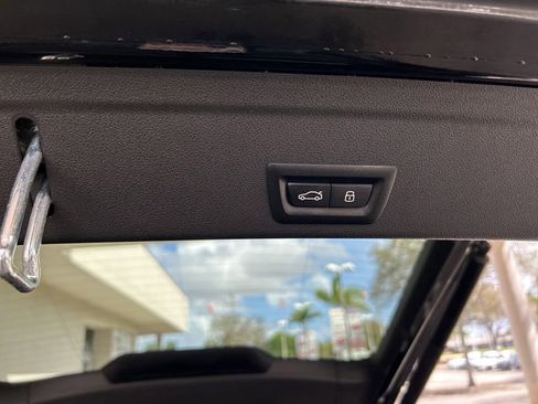 Used 2024 BMW X6 M60i image 41