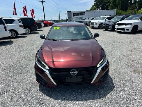 Used 2024 Nissan Altima 2.5 SV FWD image 16