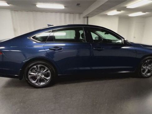 Used 2024 Honda Accord EX-L image 9