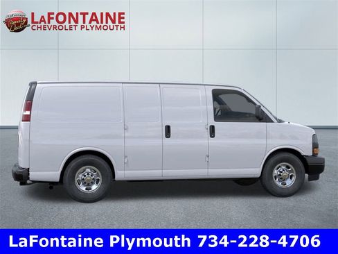 New 2025 Chevrolet Express 3500 w/ Driver Convenience Package image 5